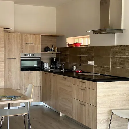 Moderne Et Lumineux Centre Aix Les Bains Apartment